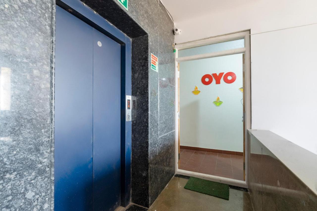 Hotel Oyo 49073 Whitefield Comforts Bangalore Esterno foto